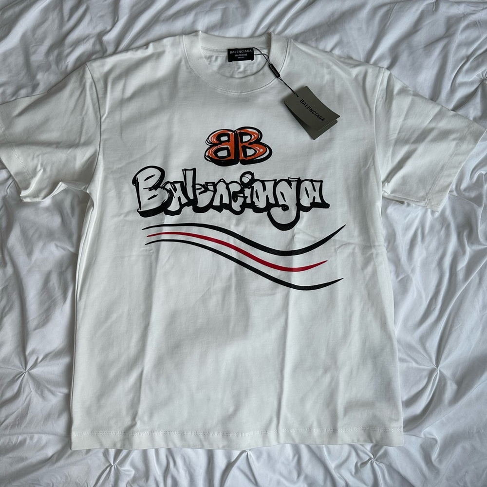 SELLING MY ENTIRE CLOSET #7: Balenciaga Large Sized Tee BRAND NEW